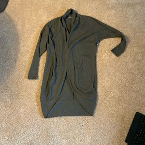 NWT Women’s throw over